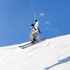 开云网站-逆境中奋勇拼搏：那些令人振奋的传奇故事，逆境中振奋的事例